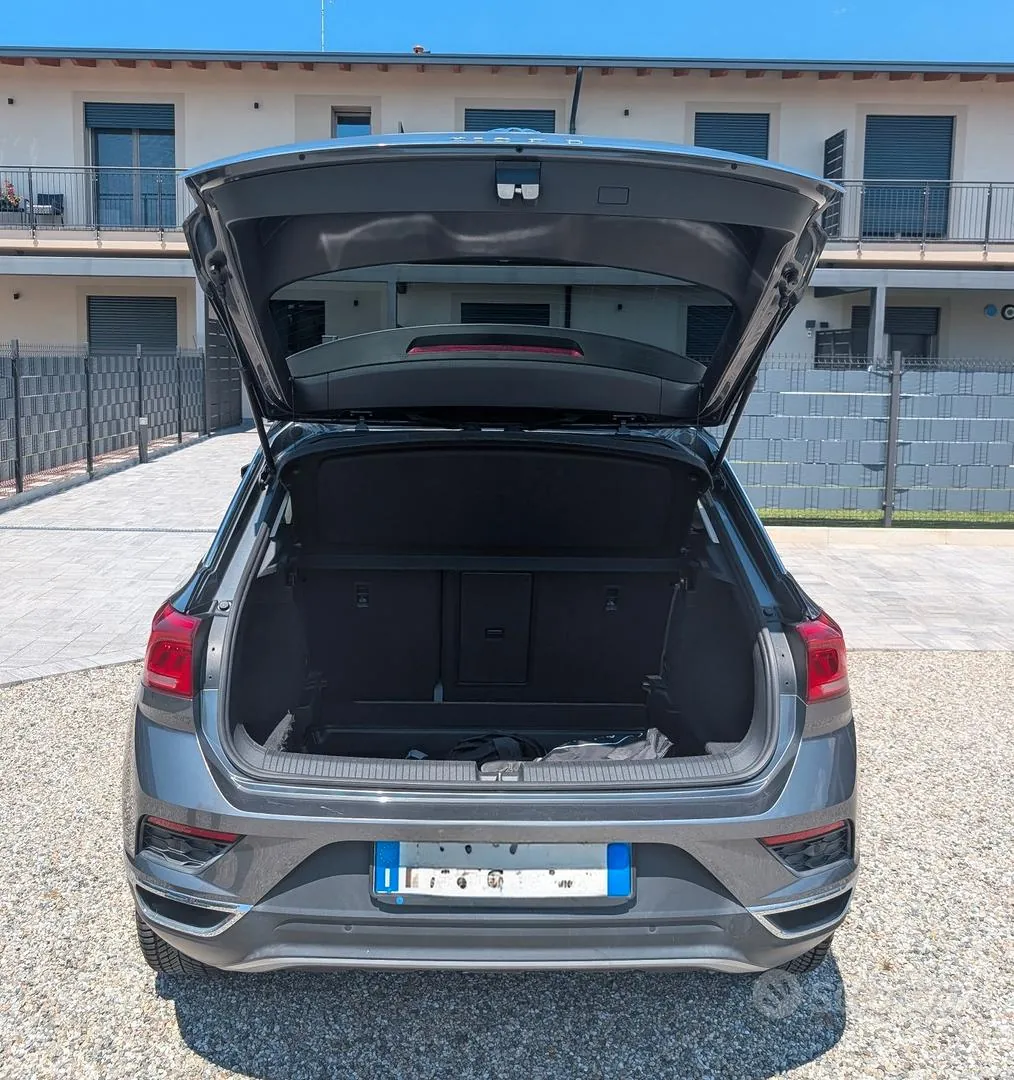 Volkswagen T-Roc 2018 photo 3