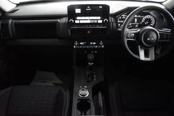 Mitsubishi Triton 2026 photo 4