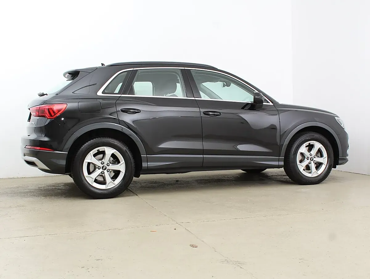 Audi Q3 2025 photo 3