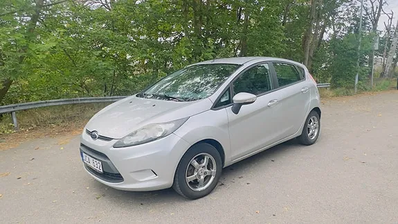 Ford Fiesta 2009 photo 2