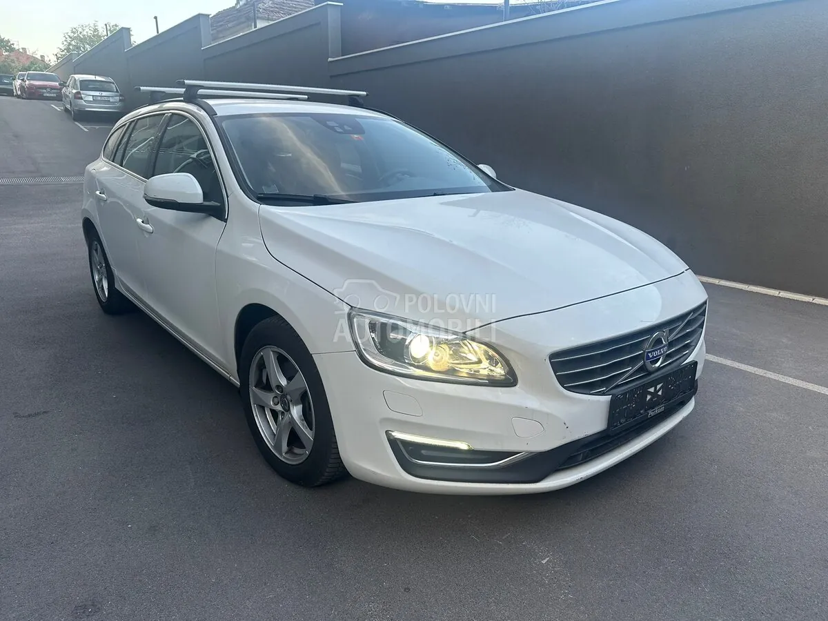 Volvo V60 2015 photo 3