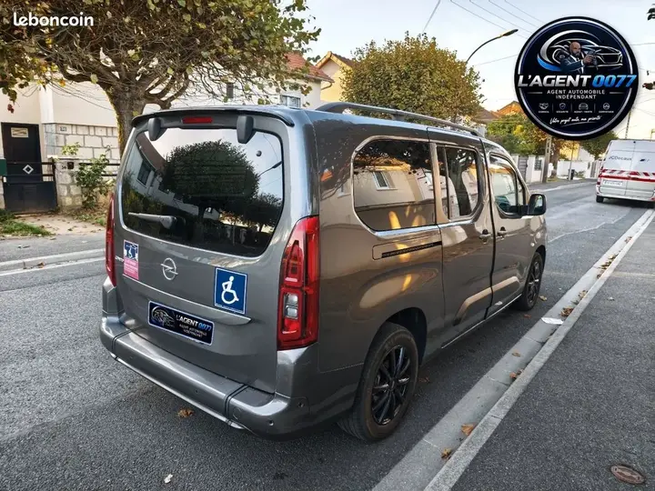 Opel Combo 2023 photo 2