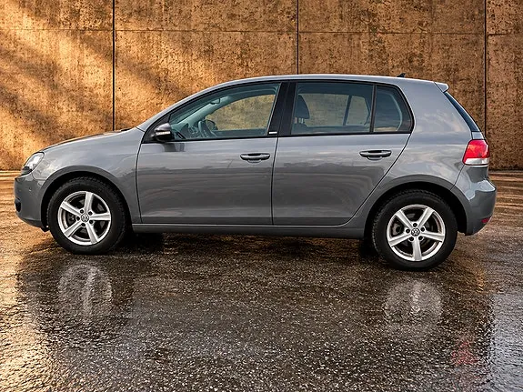 Volkswagen Golf 2012 photo 4