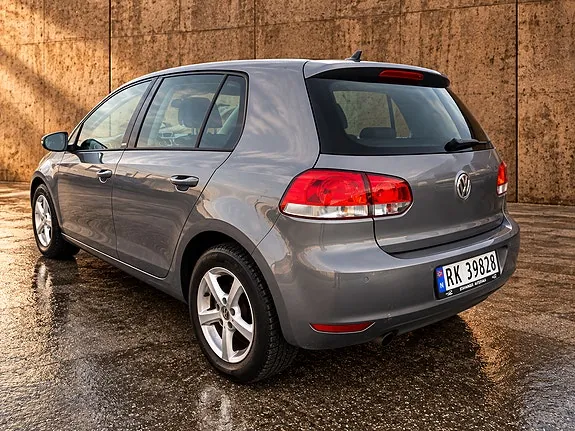Volkswagen Golf 2012 photo 5