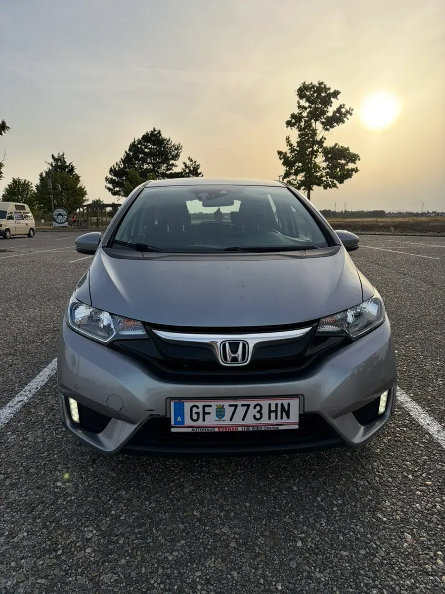Honda Jazz 2017 photo 2