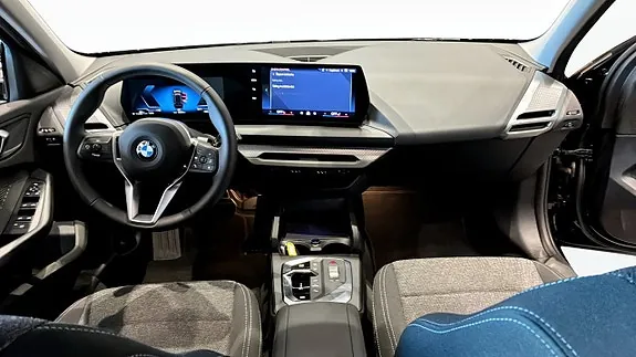 BMW 1 Series 2026 photo 4