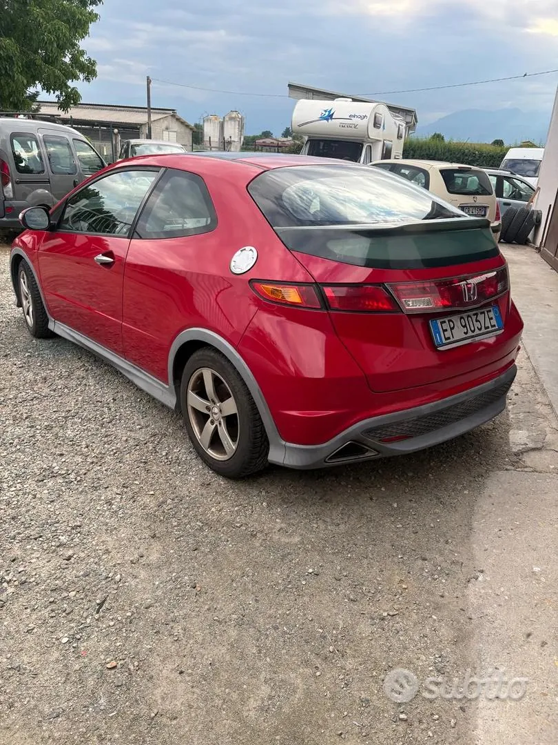 Honda Civic 2009 photo 3