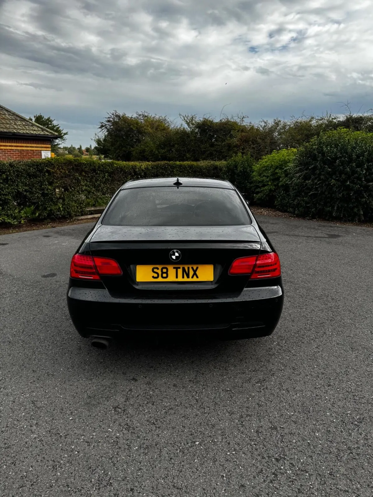 BMW 3 Series 2012 photo 2