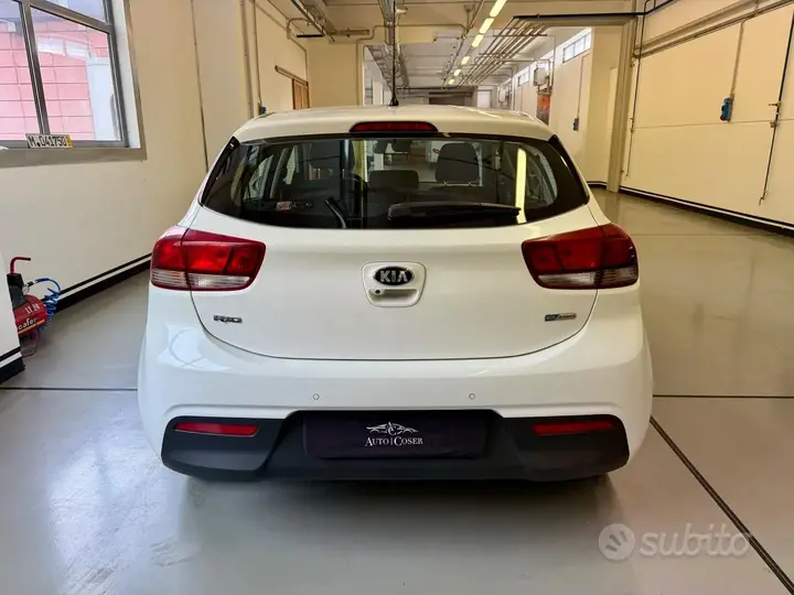 Kia Rio 2017 photo 5