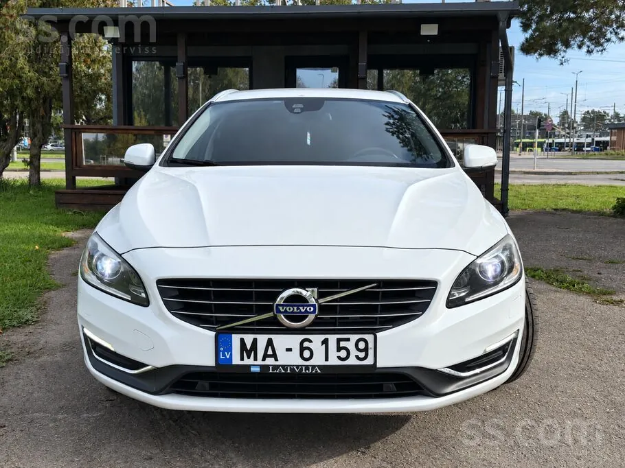 Volvo V60 2013 photo 3