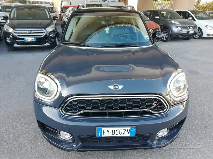 Mini Mini Countryman 2018 photo 2