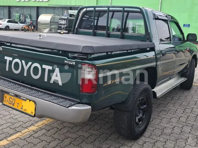 Toyota Hilux 2002 photo 4
