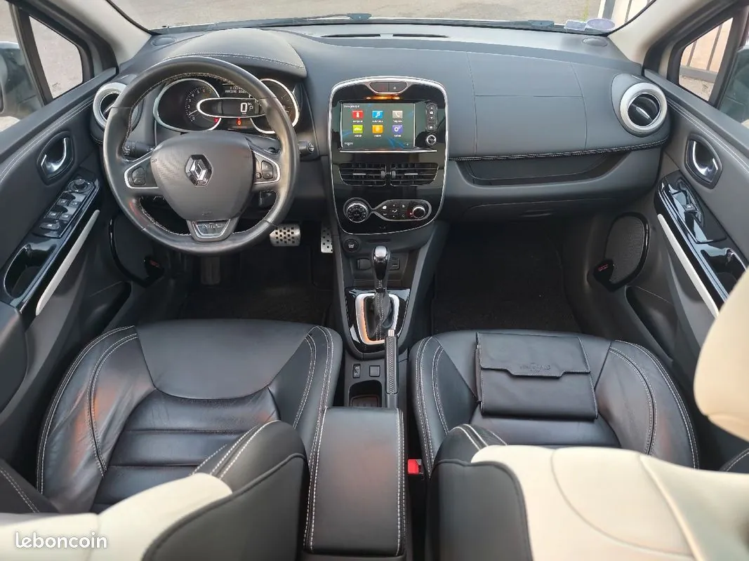 Renault Clio 2015 photo 5