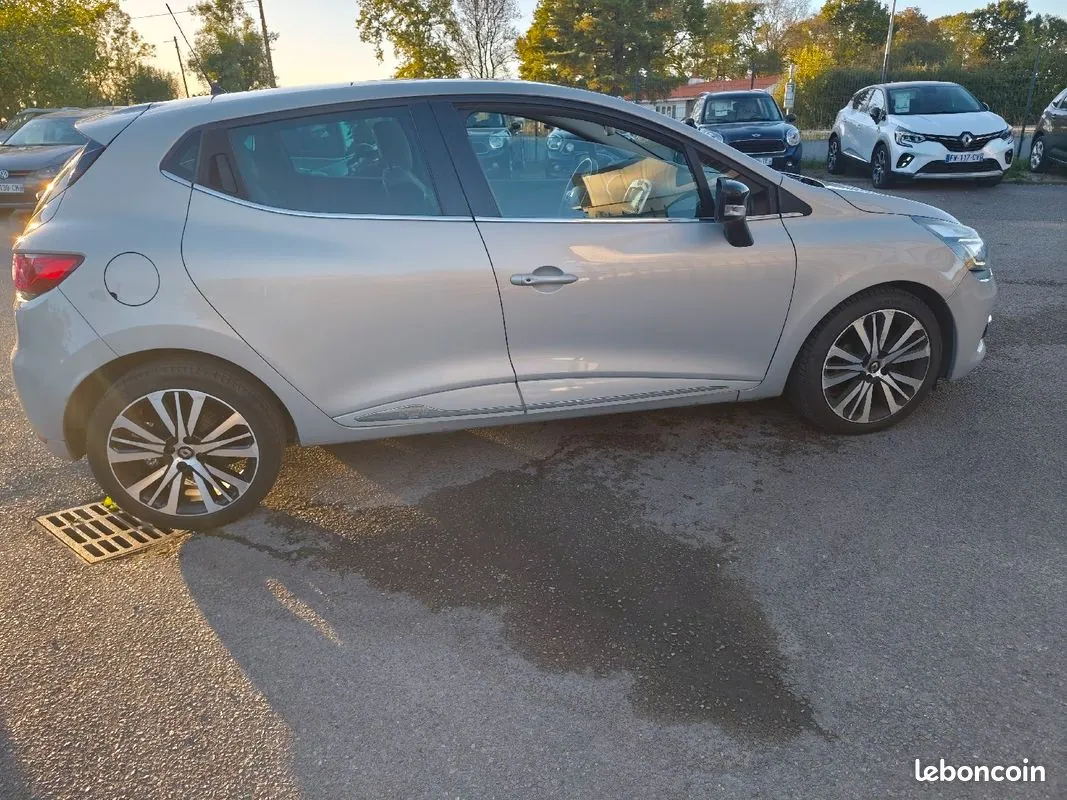 Renault Clio 2015 photo 4