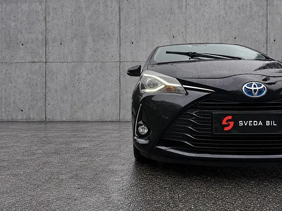 Toyota Yaris 2017 photo 4