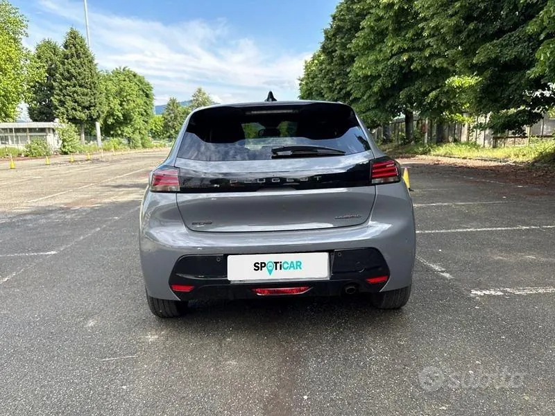 Peugeot 208 2025 photo 4