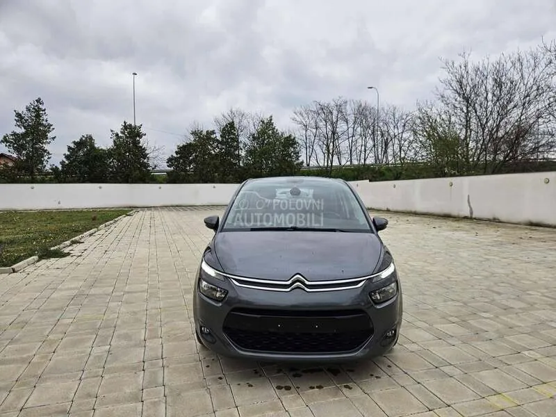 Citroen C4 Picasso 2015 photo 3