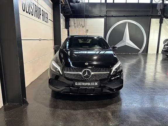 Mercedes-Benz A200 2017 photo 2