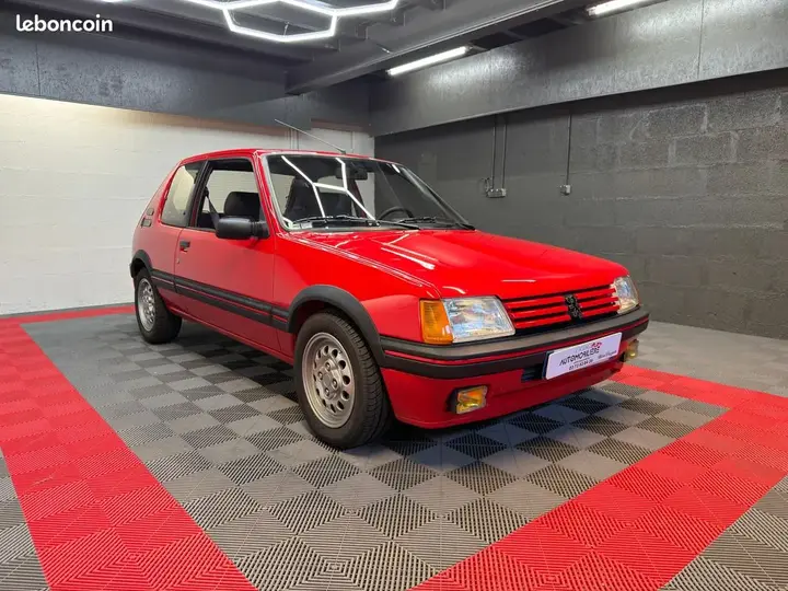 Peugeot 205 1988 photo 4