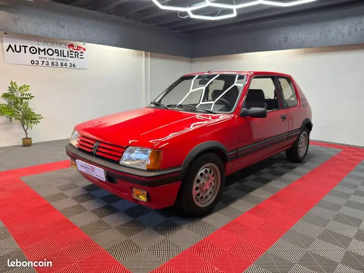 Peugeot 205