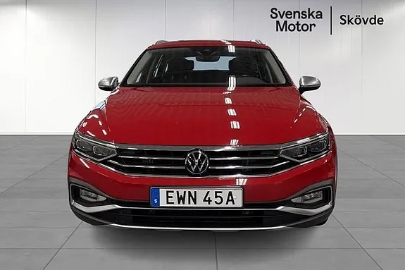 Volkswagen Passat Alltrack 2024 photo 2