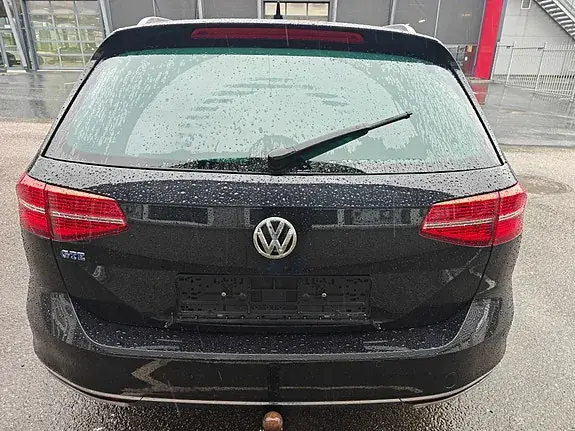 Volkswagen Passat 2017 photo 4