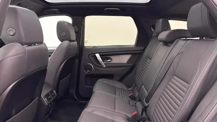 Land Rover Discovery Sport 2025 photo 4