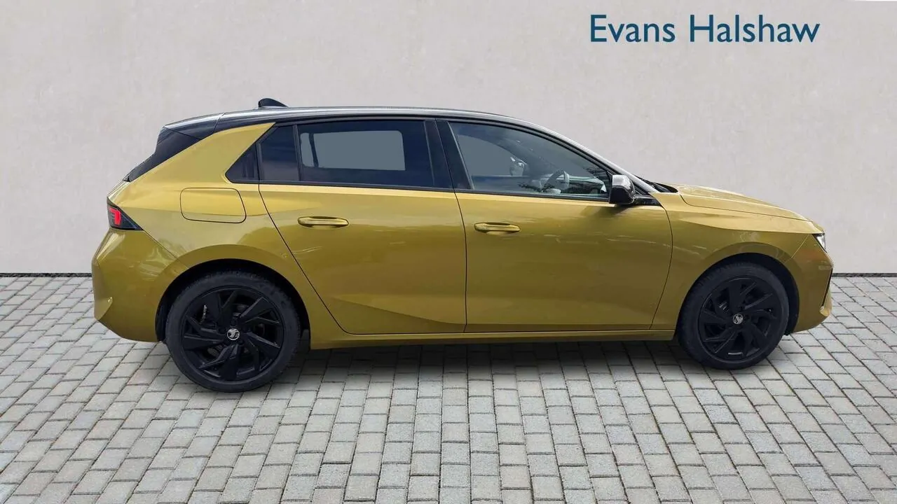 Vauxhall Astra 2023 photo 5