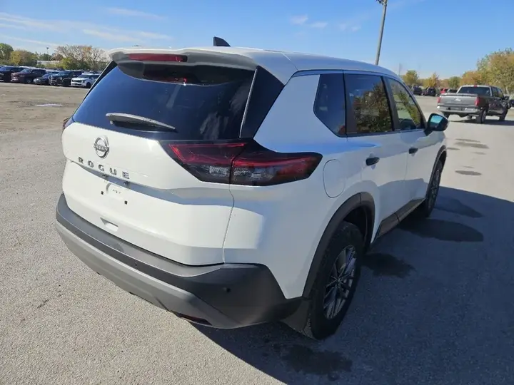 Nissan Rogue 2022 photo 3