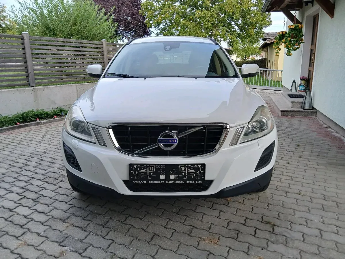 Volvo Xc60 2011 photo 2