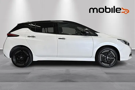 Nissan Leaf 2023 photo 2