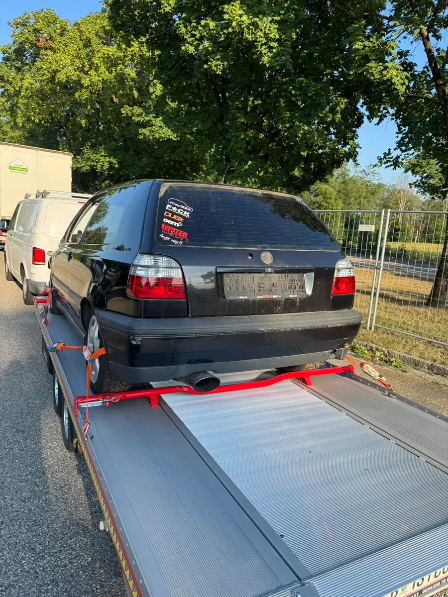 Volkswagen Golf 1993 photo 2