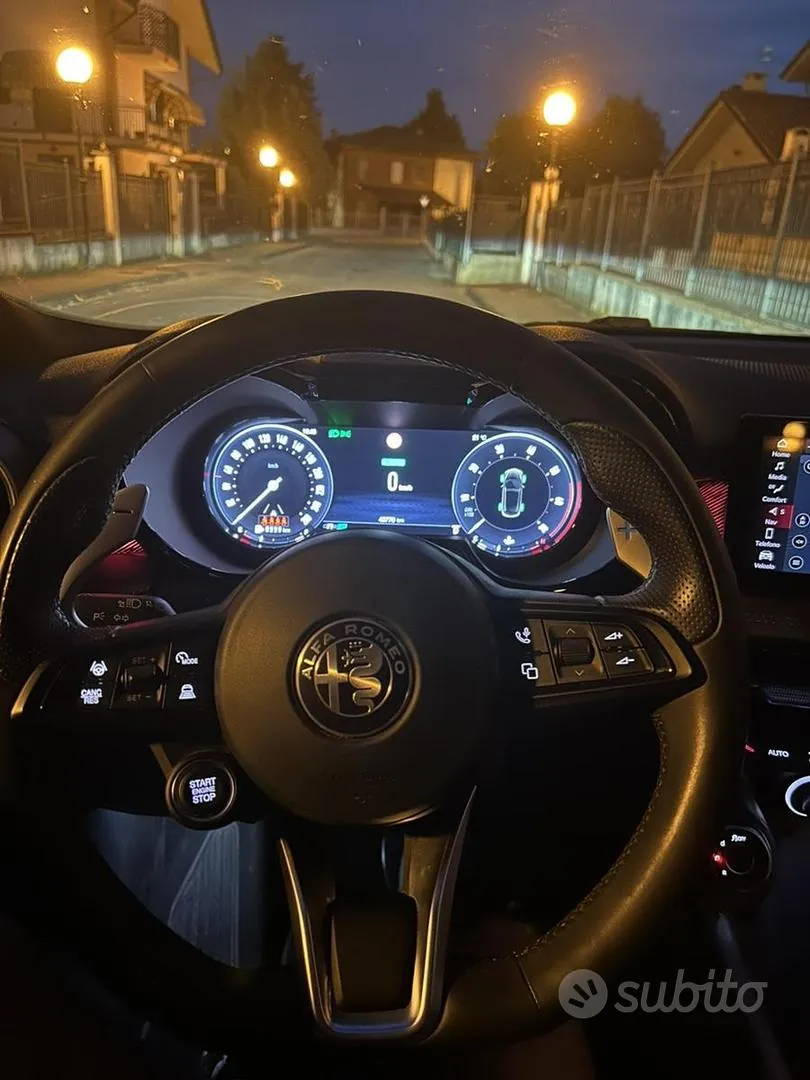Alfa Romeo Tonale 2023 photo 4