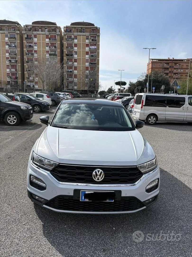 Volkswagen T-Roc 2020 photo 2
