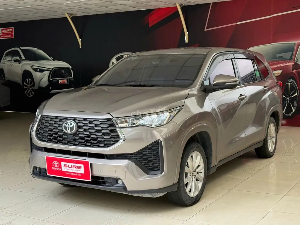 Toyota Innova Cross 2024 photo 2