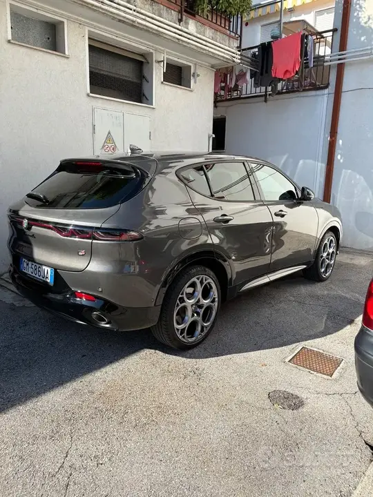 Alfa Romeo Tonale 2023 photo 2