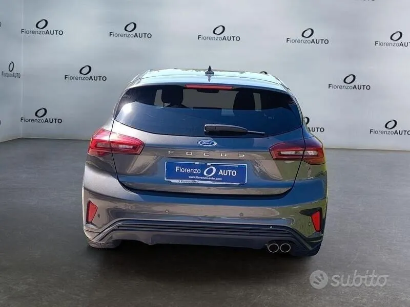 Ford Focus 2024 photo 3