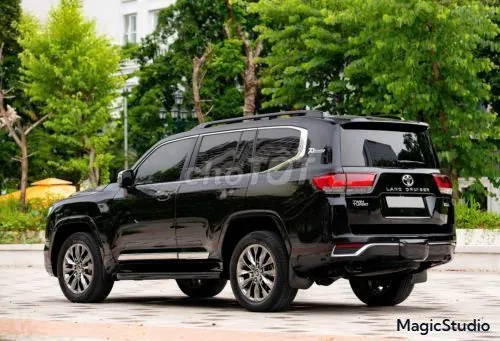 Toyota Land Cruiser 2024 photo 3