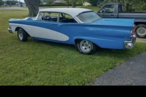 Ford Fairlane