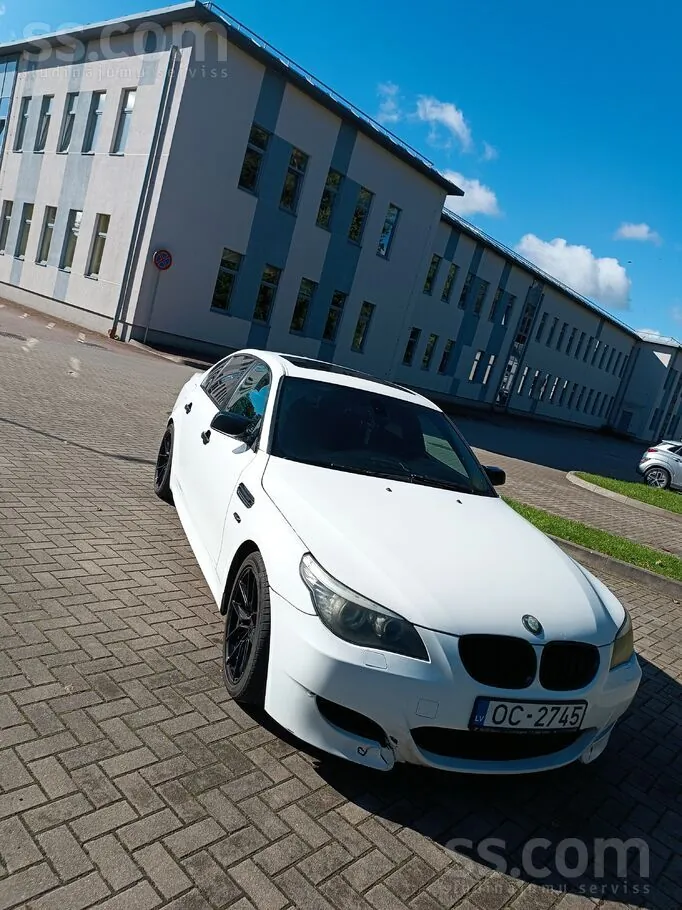 BMW 530