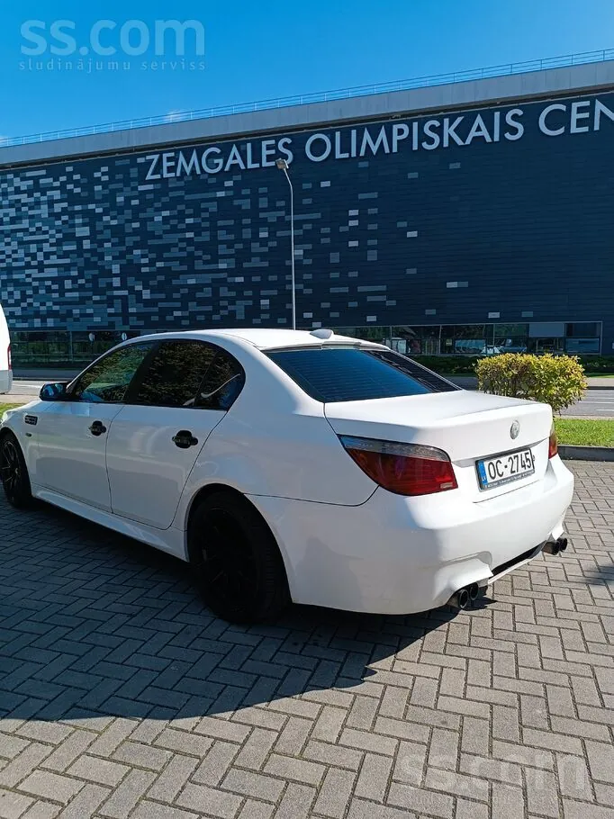 BMW 530