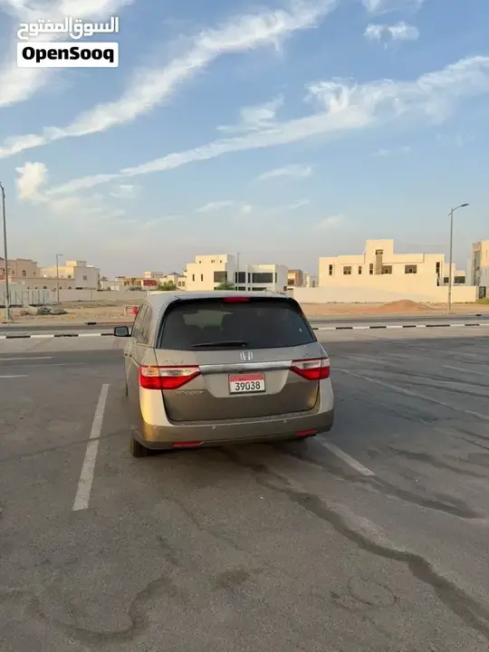 Honda Odyssey 2013 photo 4