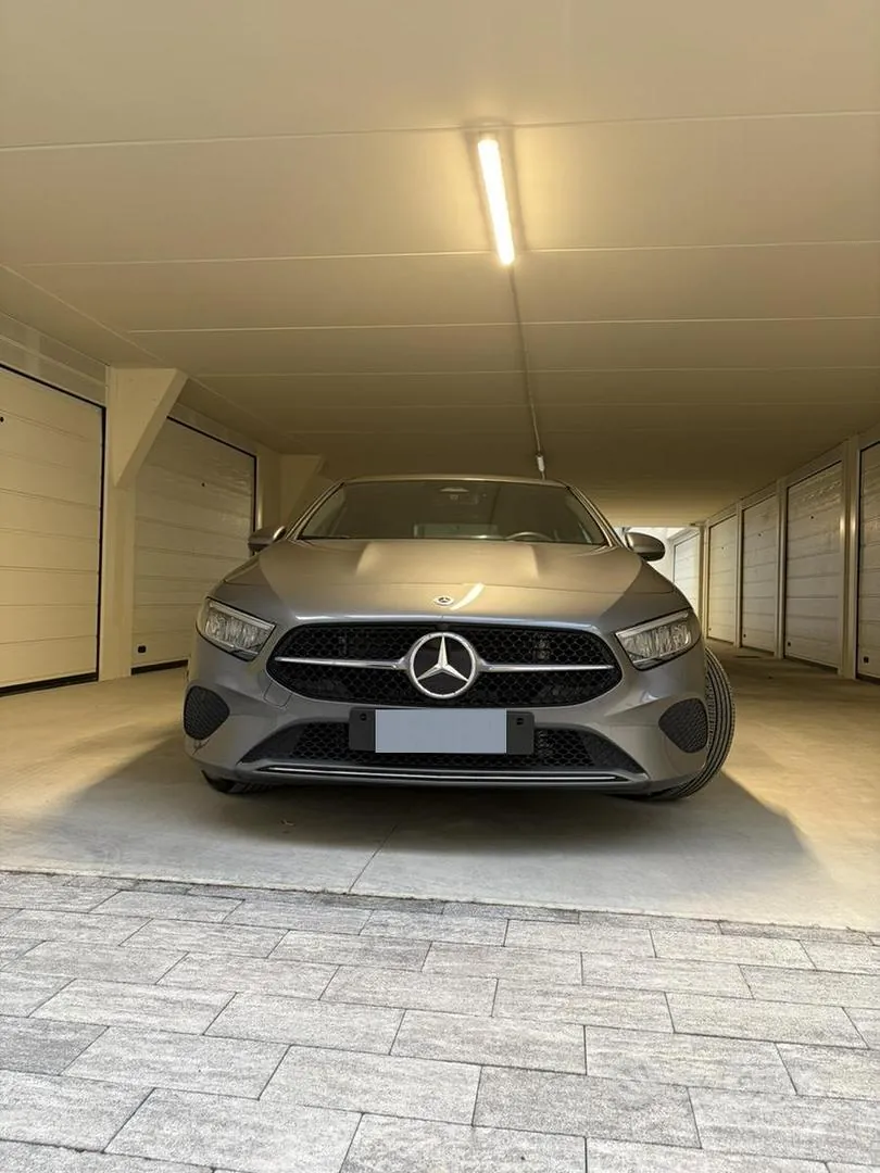 Mercedes-Benz A180D 2025 photo 3