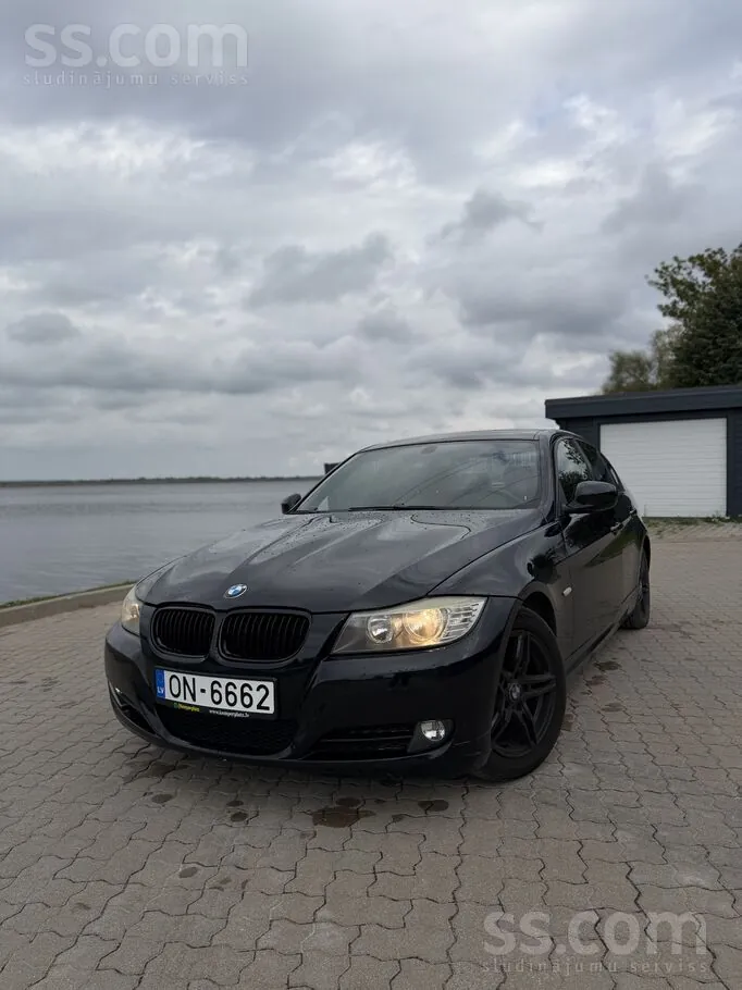 BMW 320