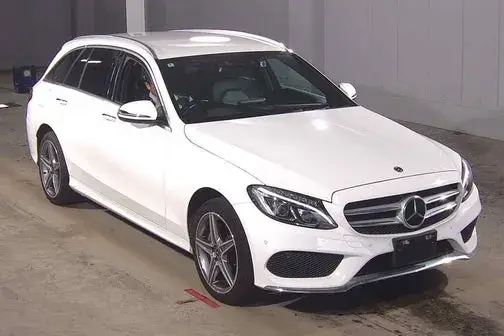 Mercedes-Benz C200