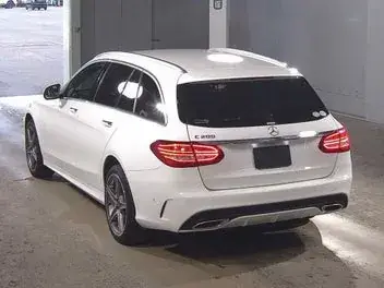 Mercedes-Benz C200 2018 photo 3