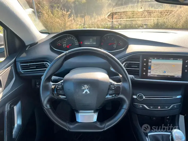 Peugeot 308 2017 photo 5