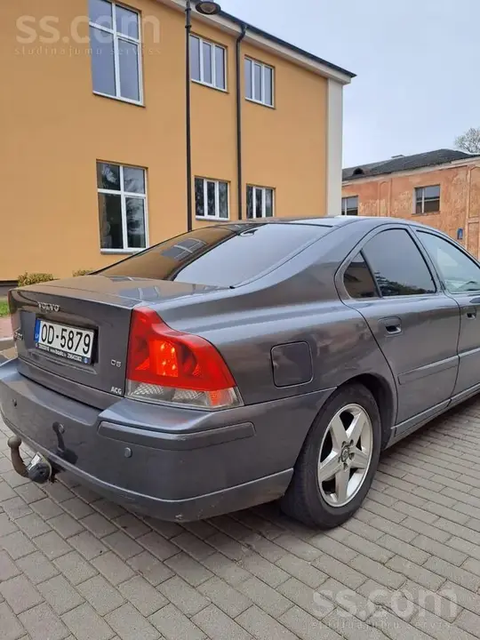 Volvo S60 2008 photo 4