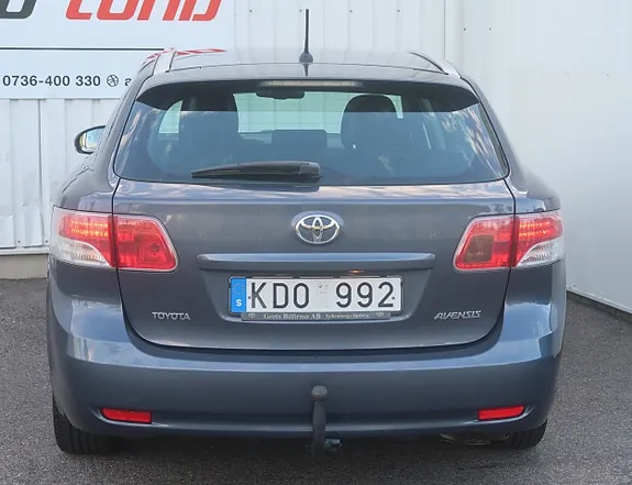 Toyota Avensis 2009 photo 4