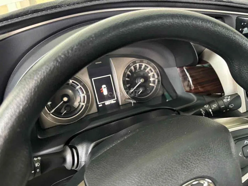 Toyota Innova 2020 photo 2